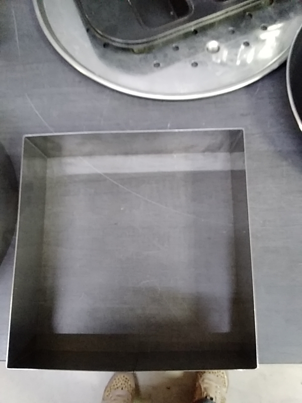 CARRÉ À ENTREMETS 20X20