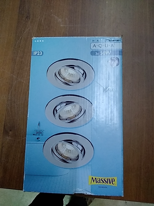LOT DE 3 SPOTS À ENCASTRER 