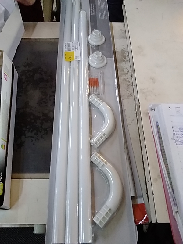 BARRE POUR RIDEAUX DE DOUCHE 