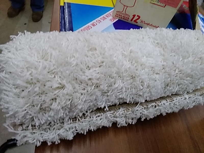 TAPIS BLANC POILS LONGS