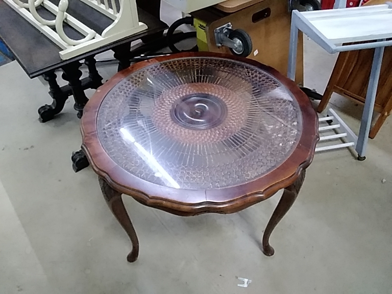 TABLE BASSE RONDE CANNÉE 