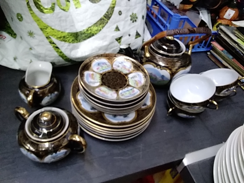 SERVICE PORCELAINE JAPONAIS 