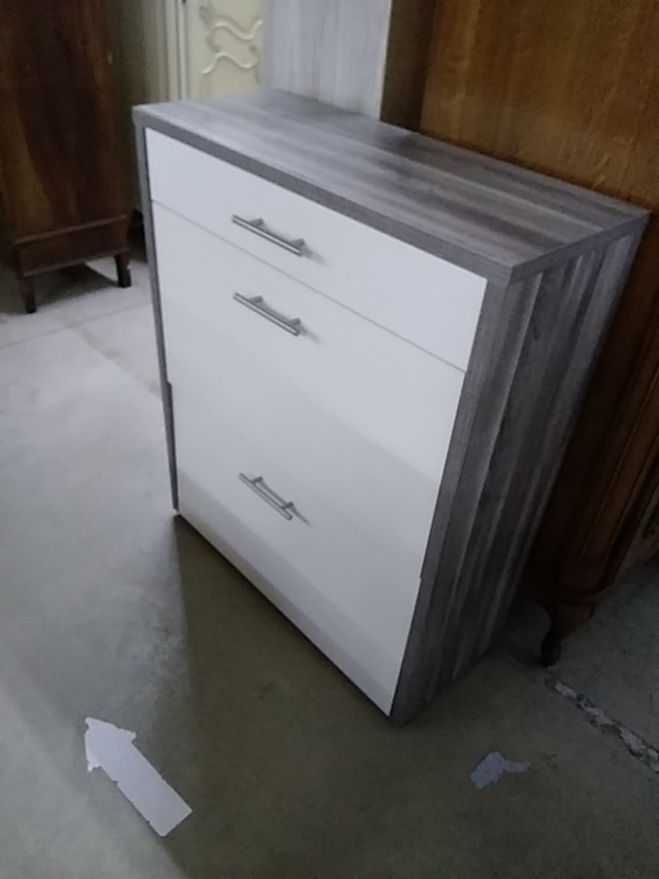 ARMOIRE À CHAUSSURES 