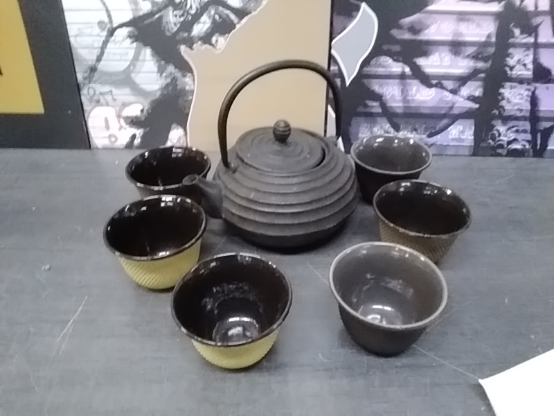 SERVICE À THÉ JAPONAIS FONTE 