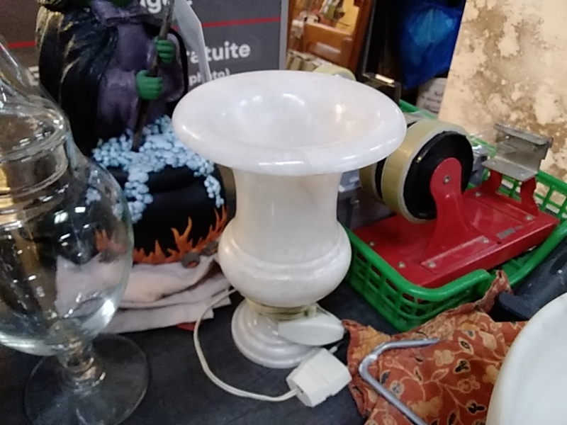 LAMPE À POSER ALBÂTRE 