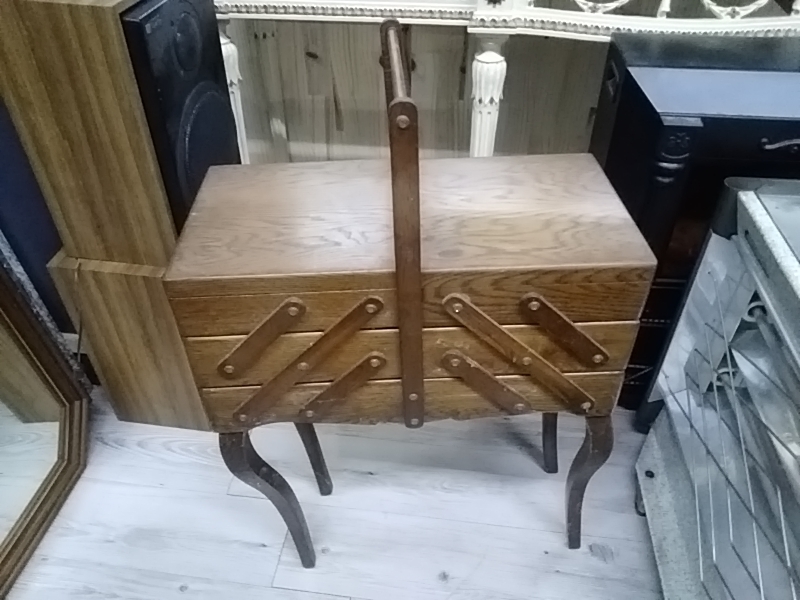 BOITE A COUTURE ANCIENNE BOIS