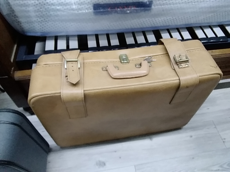 VALISE SOUPLE JAUNE