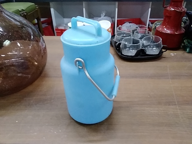 BOITE A LAIT VINTAGE  BLEU