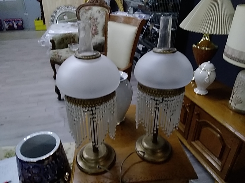 LAMPE À PAMPILLES FAÇON HUILE