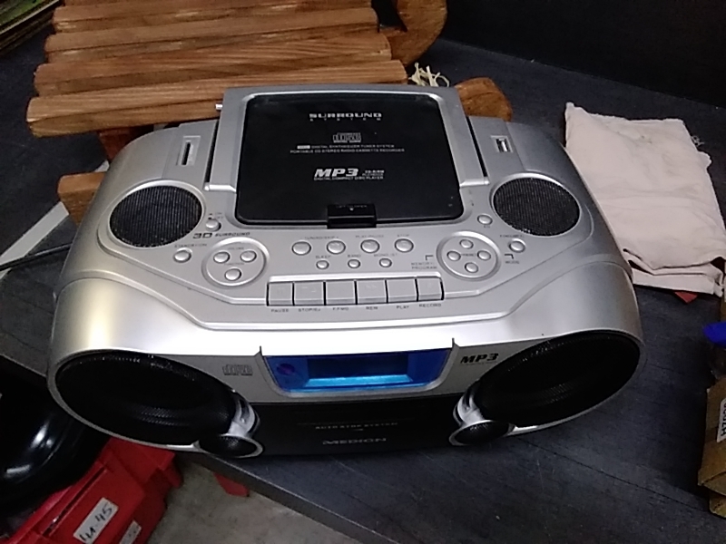 RADIO MEDION MP3