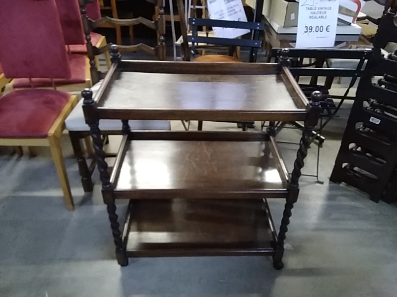 DESSERTE SUR ROULETTES 3 PLATEAUX VRILLÉE