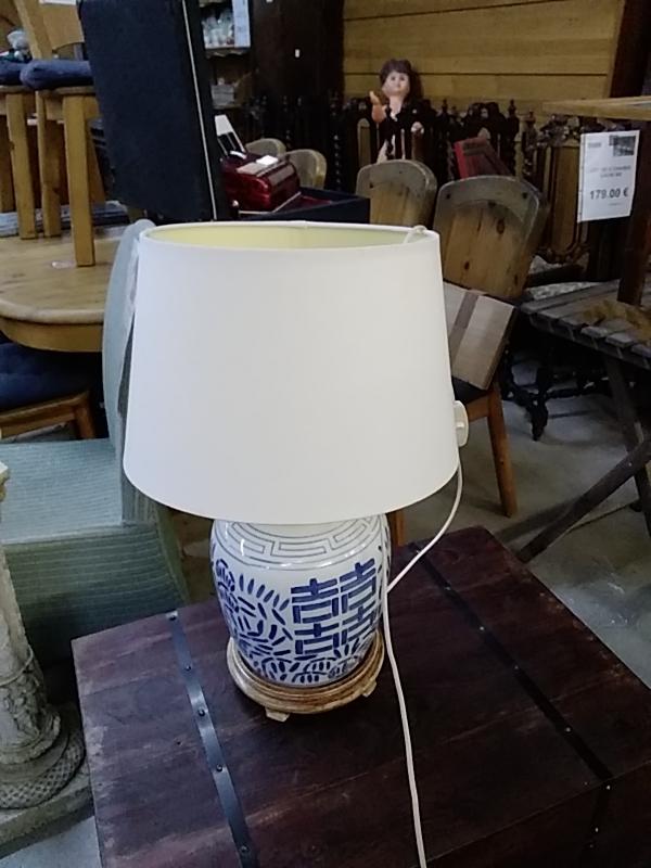 LAMPE A POSER FAÏENCE BLEU BLANC