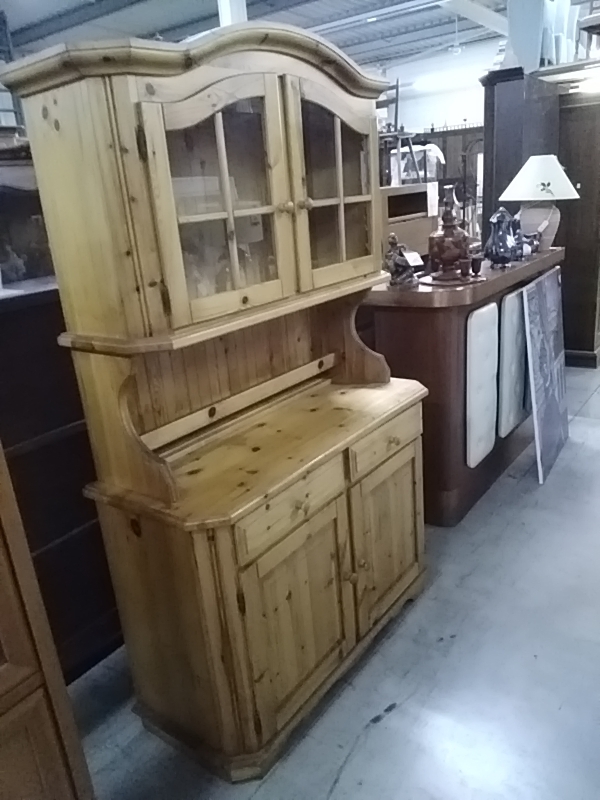 PETIT BUFFET 2 CORPS PIN