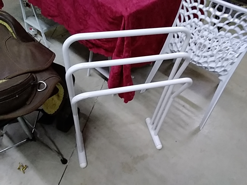 PORTE SERVIETTE MÉTAL BLANC 