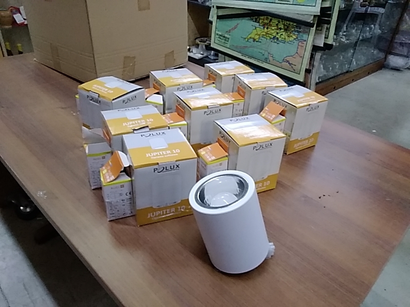 LAMPE 1 FEU BLANC JUPITER 10 AVEC AMPOULE LED 6W