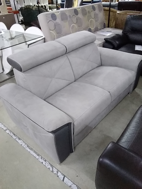 CANAPÉ 2 PLACES GRIS ETAT NEUF