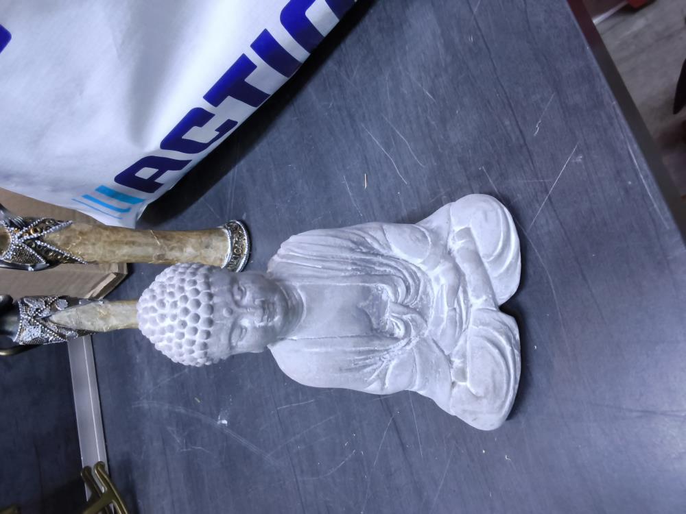 PETIT BOUDDHA BÉTON 