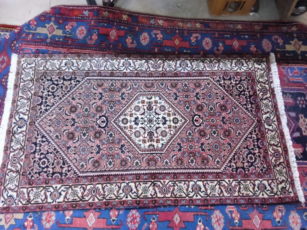 TAPIS 150 X 85 CM