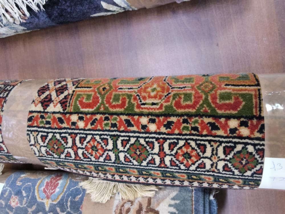 TAPIS 130 X 70CM ORANGE ROUGE 