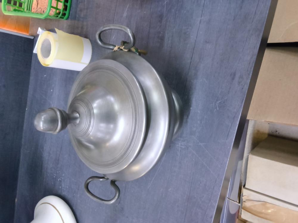 PETITE SOUPIÈRE EN ETAIN