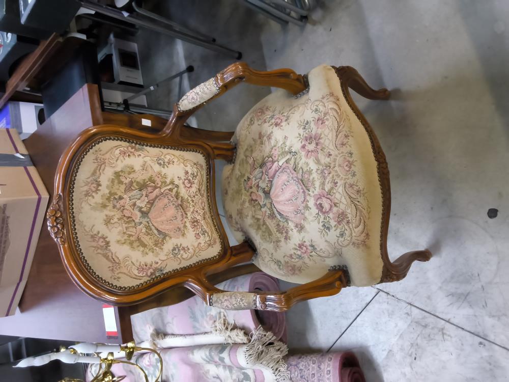 FAUTEUIL LOUIS XV ANCIEN TISSU DANS L'ÉTAT 