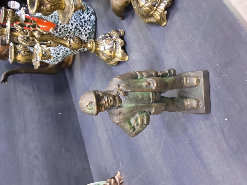 STATUETTE MINEUR REGULE