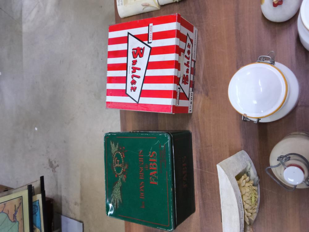 BOITE MÉTAL ANCIENNE 