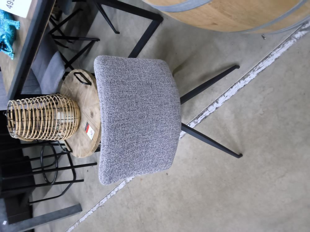 LOT DE 8 CHAISES MODERNES PIEDS MÉTALLIQUES TISSUS GRIS