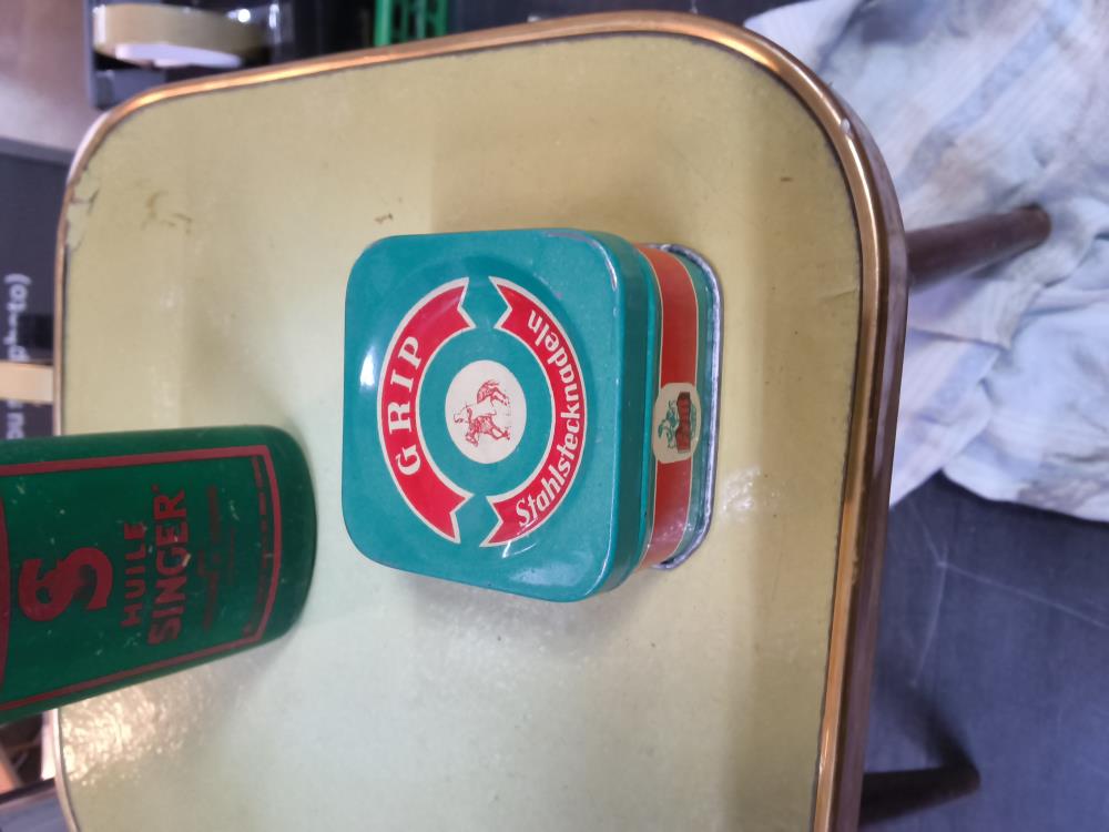 PETITE BOITE METAL CARRÉ 