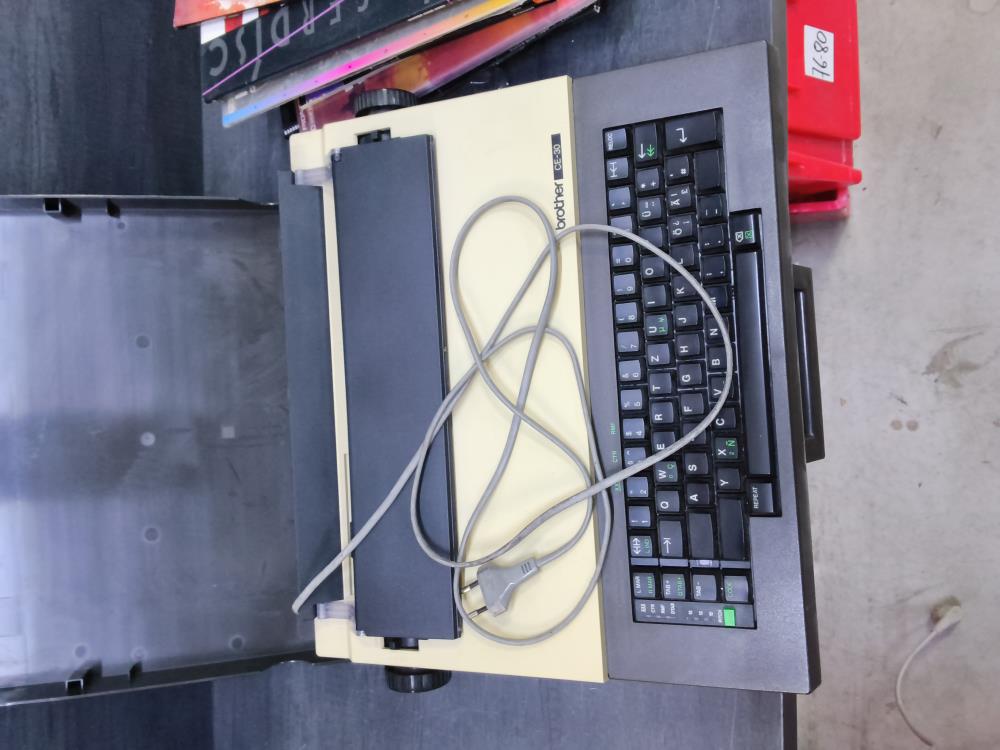 MACHINE À ÉCRIRE BTOTHER