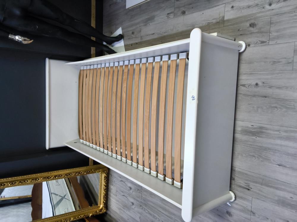 LIT 90 X 190 AVEC SOMMIER  BLANC AVEC TIROIR 