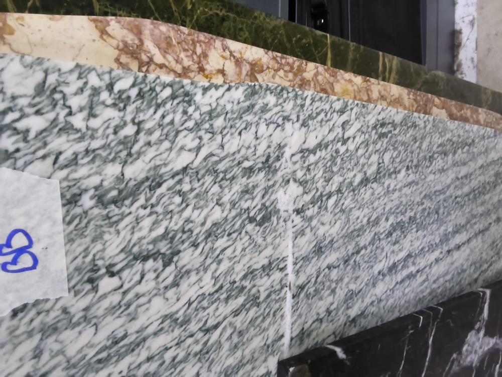 PLAQUE DE MARBRE BLANC VERT