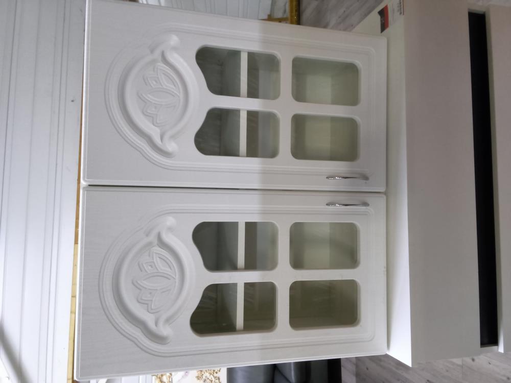 ARMOIRE DE CUISINE À SUSPENDRE 