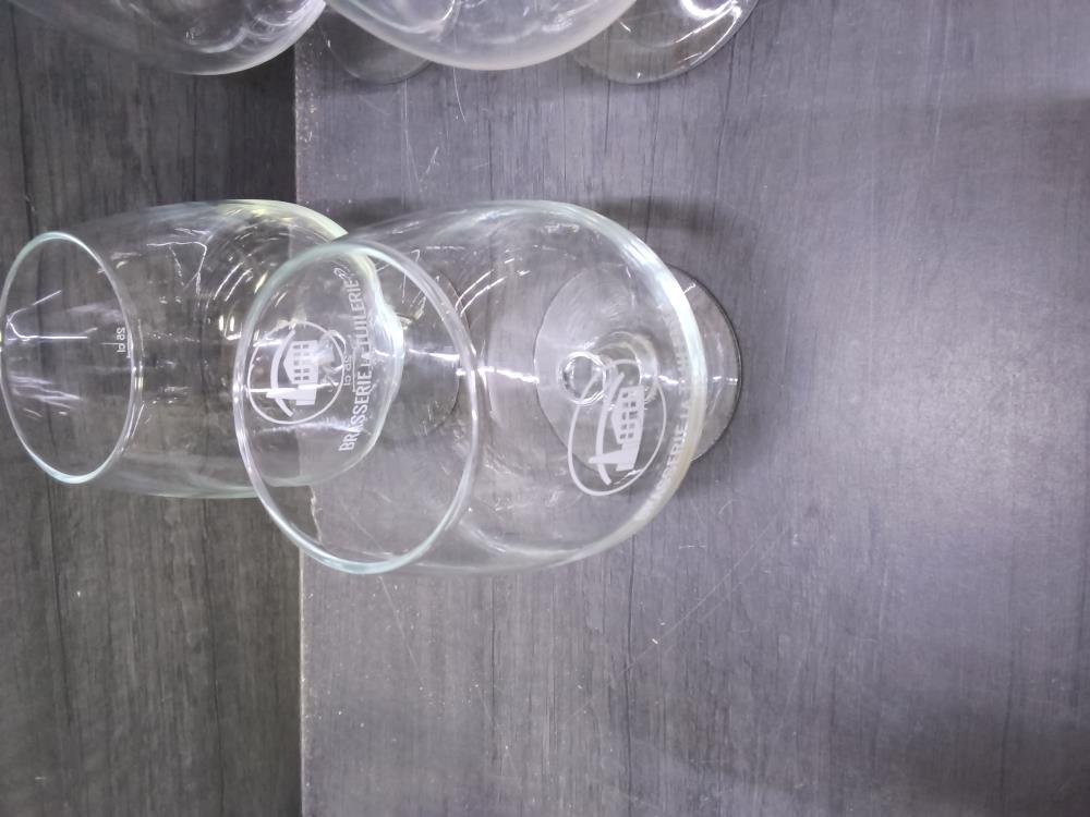 LOT DE 2 VERRES COGNAC