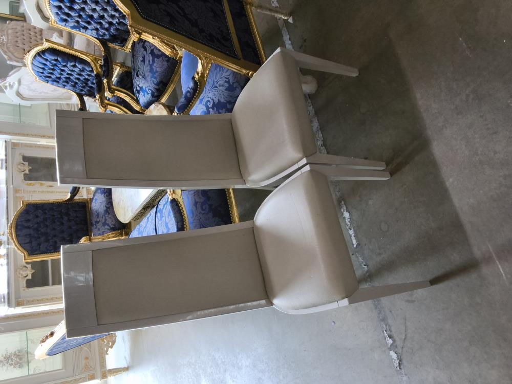 LOT DE 6 CHAISES LAQUÉES BEIGE SIMILI BEIGE (DETEMPLE PRIX 3500€ 2916)