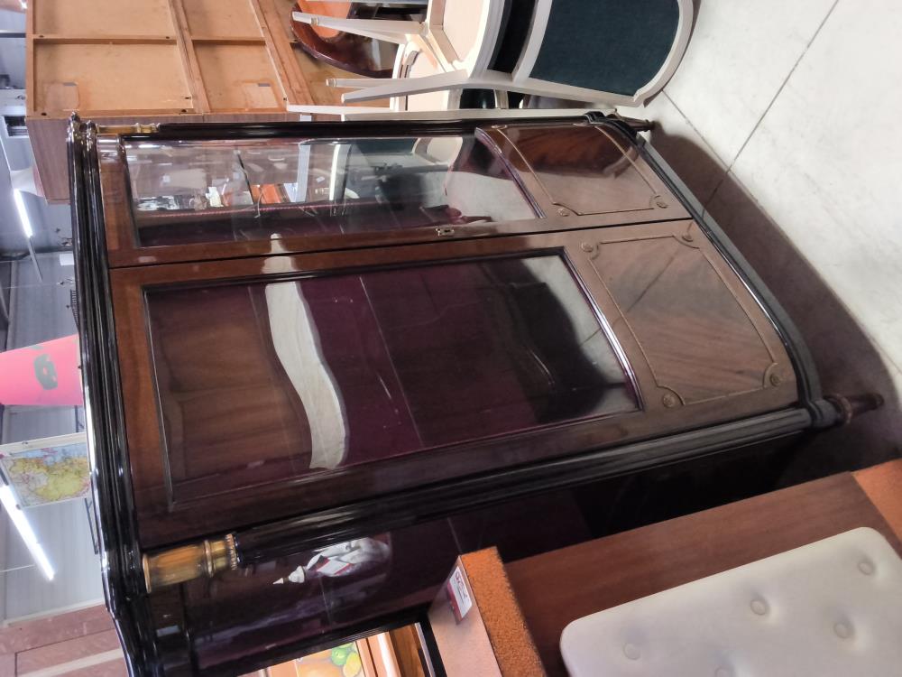 VITRINE STYLE LOUIS XVI 2 PORTES 