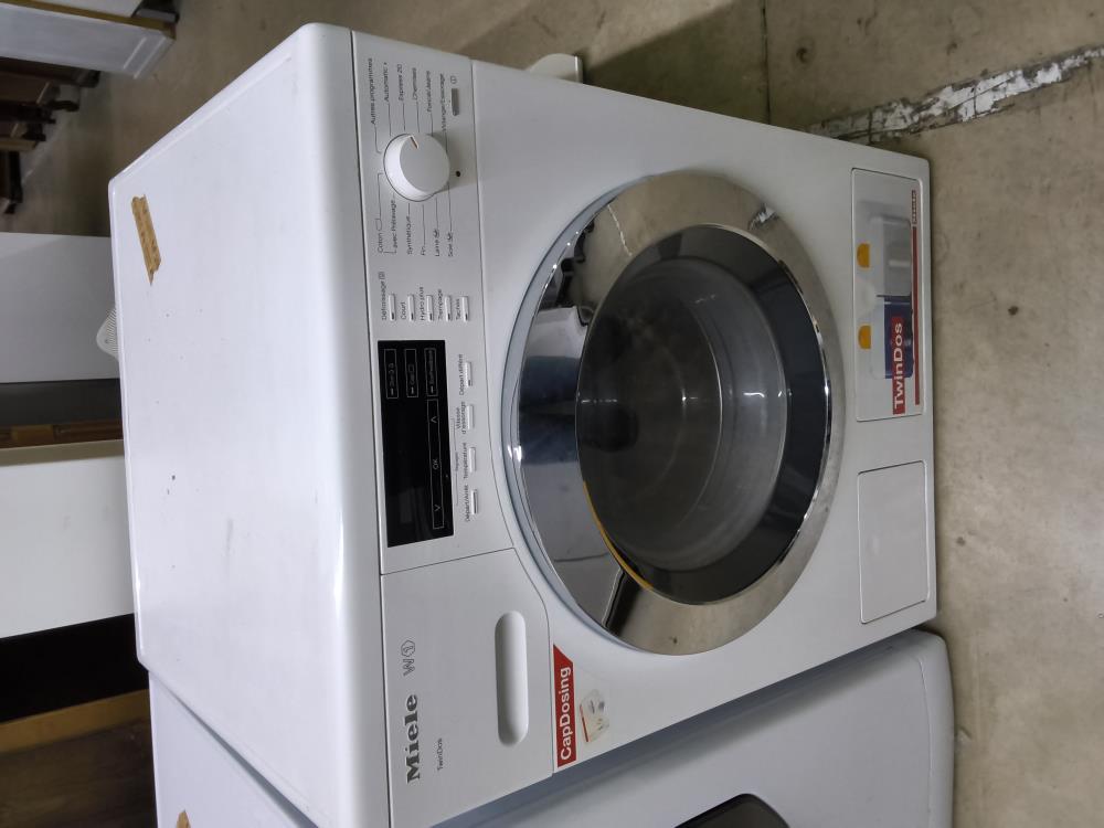 MACHINE À LAVER MIELE W1