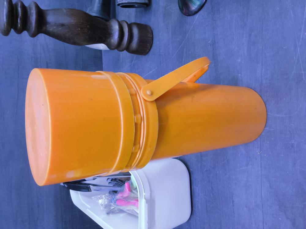 THERMOS ANCIENNE ORANGE