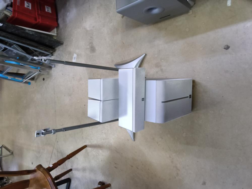 ENSEMBLE HOME CINÉMA AVEC 2 PIEDS