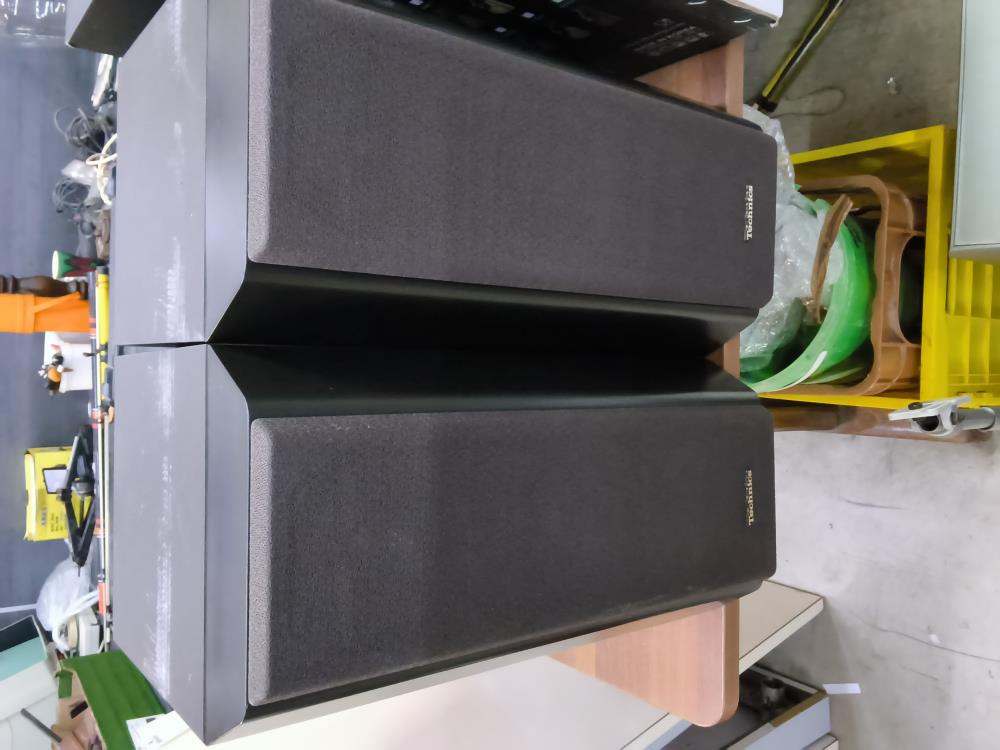PAIRE D’ENCEINTE TECHNICS