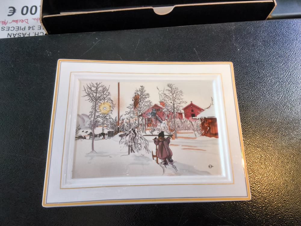 CADRE EN PORCELAINE VILLEROY BOCH  PETIT IMPACT DE CÔTÉ 24 X 18 CM