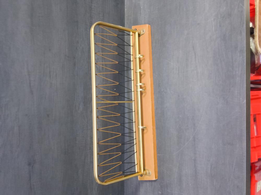 VESTIAIRE VINTAGE SCOUBIDOU DORÉ 