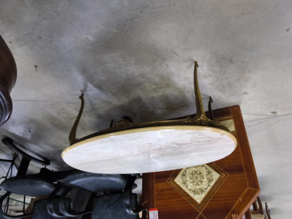 TABLE BASSE OVALE LAITON MARBRE 