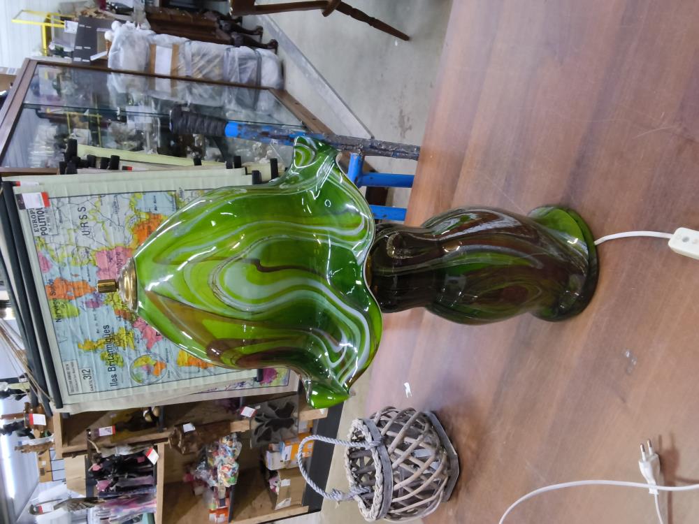 LAMPE À POSER PÂTE DE VERRE COULEUR VERT