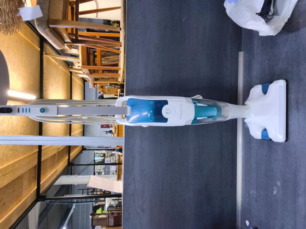 ASPIRATEUR ROWENTA 2 EN 1 AVEC ACCESSOIRES