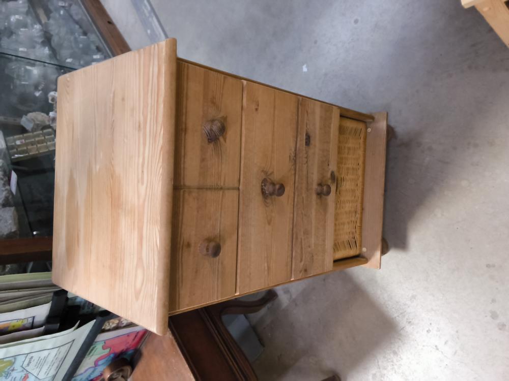 MEUBLE PIN 3 TIROIRS 