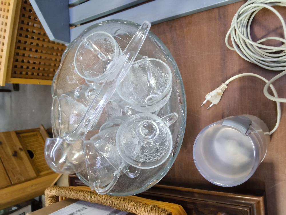 ENSEMBLE SERVICE À PUNCH 