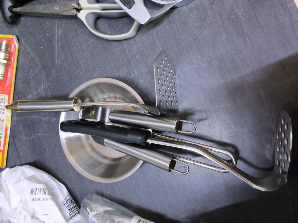 USTENSILE DE CUISINE