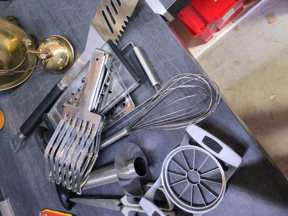 USTENSILE DE CUISINE 