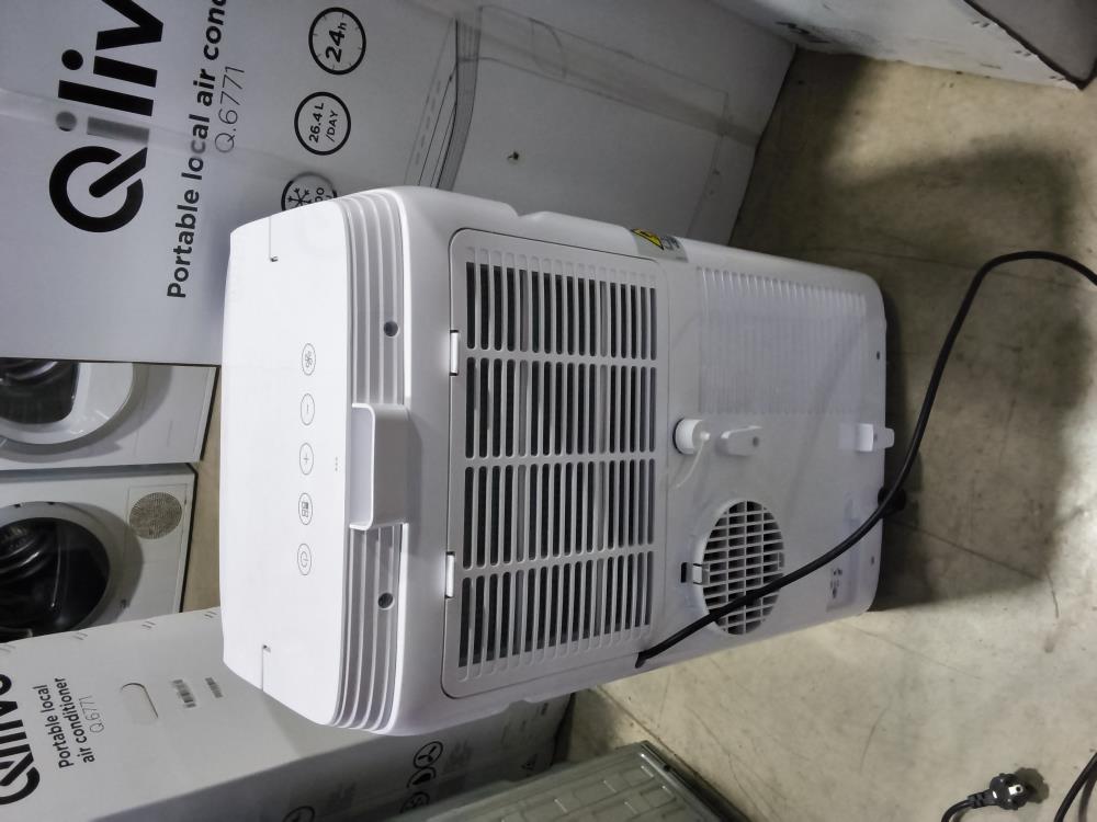 CLIMATISEUR AVEC DESHUMIDIFICATEUR PLUS VENTILATEUR NEUF